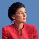 Sahra Wagenknecht bei der Bundespressekonferenz zur Gründung der Partei Bündnis Sahra Wagenknecht