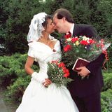 1997 heiratete Sahra Wagenknecht den Filmproduzenten Ralph-Thomas Niemeyer