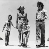 Franz Beckenbauer und seine Familie im Urlaub 1973