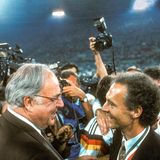 Franz Beckenbauer und Helmut Kohl