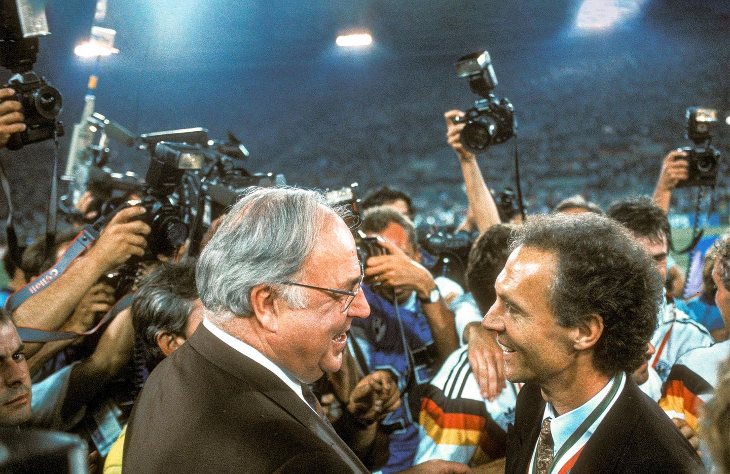 Franz Beckenbauer und Helmut Kohl