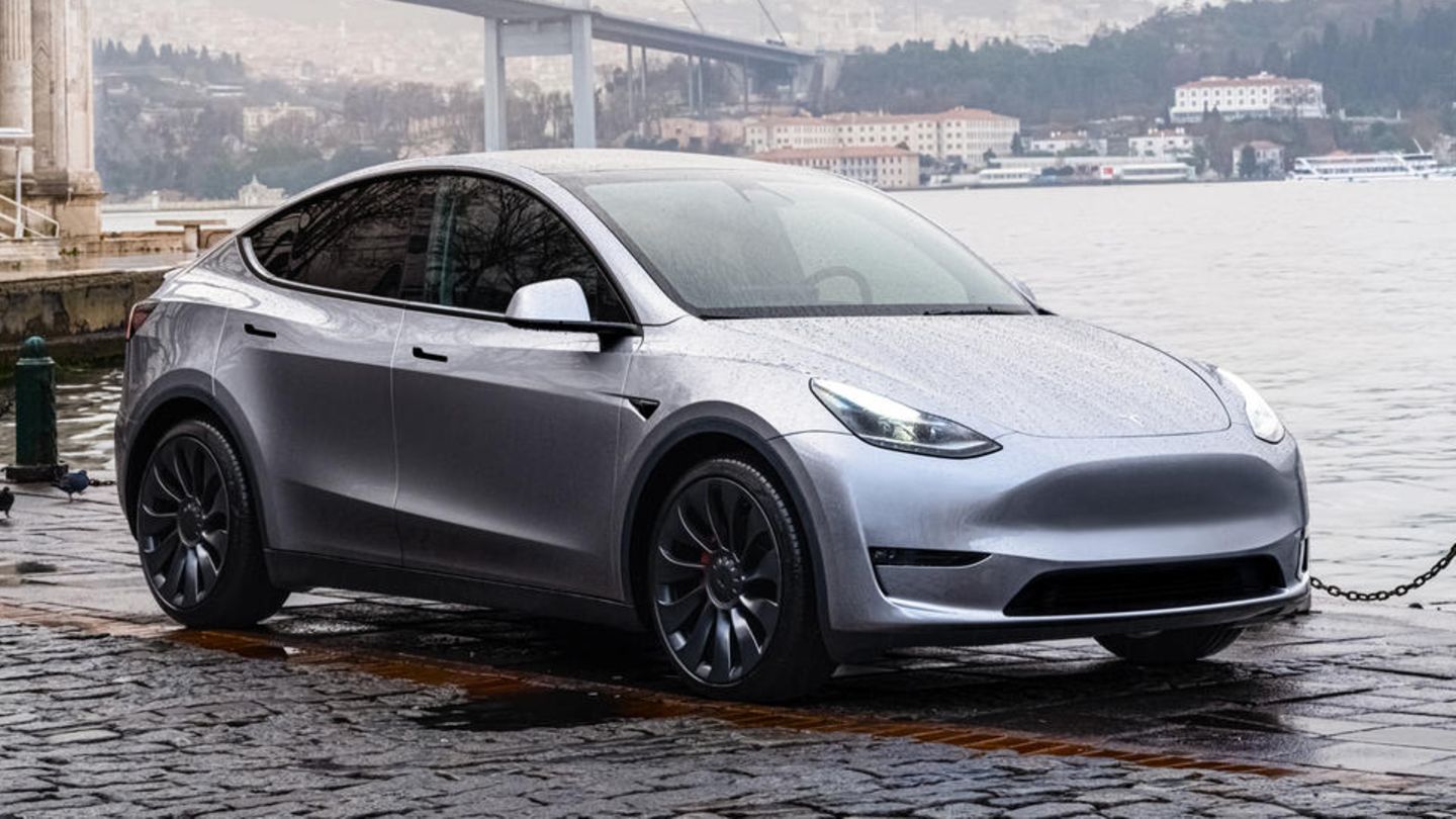 Platz 8: Tesla Model Y Tesla Model Y