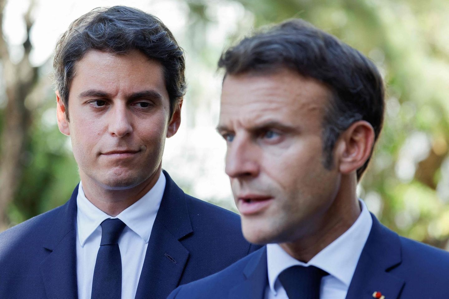 Neuer französischer Premier: Den Präsidenten – und womöglich dessen Amt – im Blick: Gabriel Attal mit Emmanuel Macron Den Präsidenten – und womöglich dessen Amt – im Blick: Gabriel Attal mit Emmanuel Macron