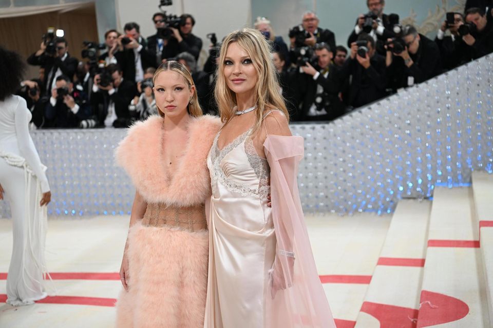 Kate Moss wird 50 Vom Straßenmädchen zur FashionIkone STERN.de