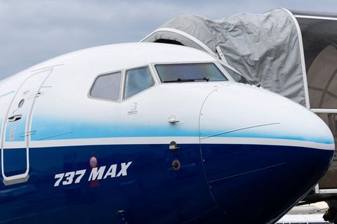 Eine Boeing 737 Max: Mit der Flugzeugreihe gab es immer wieder Probleme – zuletzt verlor eine Maschine im Flug einen Notausgang.