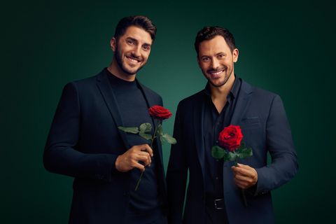 Dennis Gries (l.) und Sebastian Klaus sind "Die Bachelors"