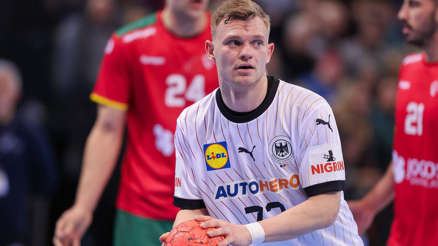 Timo Kastening spielt bei der Handball-EM auf der Rechtsaußen-Position