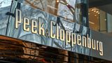 Die Filialen der Düsseldorfer Peek & Cloppenburg KG prägen die Fußgängerzonen von 66 großen und mittelgroßen deutschen Städten. Zu dem Unternehmen gehören außerdem der Herrenausstatter Anson‘s und Online-Shops in Deutschland, Österreich, Polen und den Niederlanden. Als Investor bei Galeria wurde die P&C-Modekette von der "Bild"-Zeitung ins Spiel gebracht. Sie ist aber kein ernstzunehmender Kandidat. Peek & Cloppenburg Düsseldorf hatte erst im Frühjahr 2023 selbst Insolvenz angemeldet, das Verfahren wurde zum 1. Oktober beendet. Die Spekulationen über ein Interesse an Galeria könnten möglicherweise damit zusammenhängen, dass bei Peek & Cloppenburg der frühere Galeria-Chef Stephan Fanderl als Strategiechef tätig war – allerdings hat Fanderl das Unternehmen kurzfristig zum Jahresende verlassen. Er habe laut gelacht, als er von dem angeblichen Interesse von P&C gelesen habe, sagt ein Handelsexperte. Zwei Kranke machten bekanntlich keinen Gesunden.