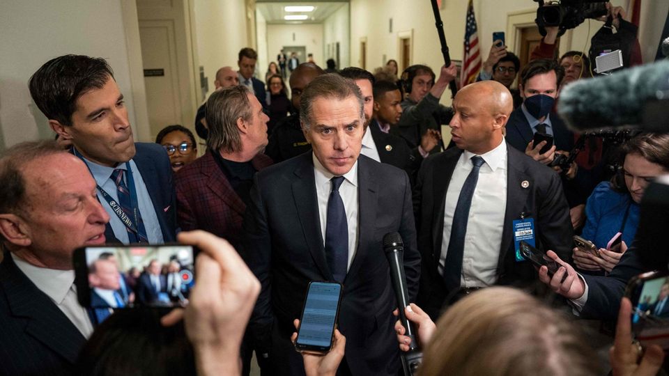 Hunter Biden, Sohn von US-Präsident Joe Biden, verlässt eine Sitzung des US-Repräsentantenhauses