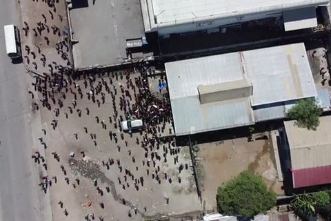 Video: Plünderungen während Polizei-Streik