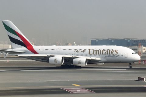 Die Airline aus Dubai verdrängte mit einem Sicherheitsindex von 94,42 Prozent Vorjahressieger Etihad Airways aus Abu Dhabi vom ersten Platz im Ranking. Die größte internationale Fluggesellschaft der Welt betreibt auch die größte Flotte an Großraumflugzeugen vom Typ Airbus A380 und Boeing 777.