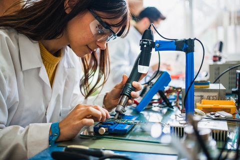 Mehr als 33.000 Beschäftigte haben verraten, ob sie einen Job in ihrer Firma empfehlen würden. 