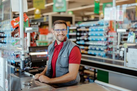 Mehr als 33.000 Beschäftigte haben verraten, ob sie einen Job in ihrer Firma empfehlen würden. 
