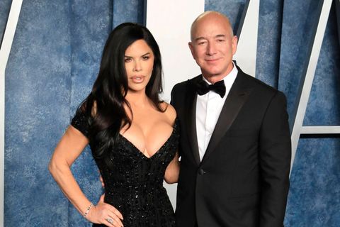 2023 Jeff Bezos Sanchez