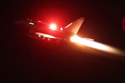 Luftangriffe gegen Houthi-Stellungen im Jemen