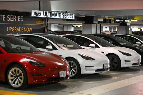 Hertz tesla