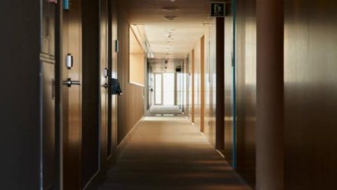 Sehen Sie im Video: Türen zu, Lichter aus – Hotel macht Betriebsferien während die Gäste noch da sind