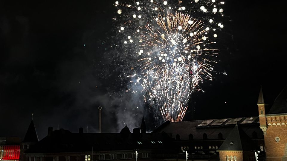 Mit einem großen Feuerwerk werden Margrethe II. und Frederik X. gefeiert