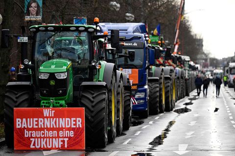 Großkundgebung: Auftakt der Bauern-Demo in Berlin – 10.000 Teilnehmer erwartet