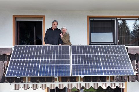 Haus mit Balkonkraftwerk