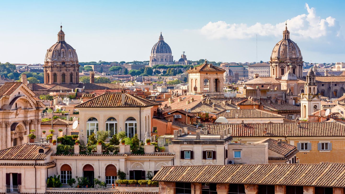 Platz 5: Rom, Italien Blick über die Dächer der Stadt