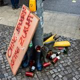 Die Kerzen nach der Demo sind ausgegangen