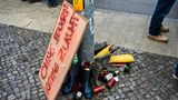 Die Kerzen nach der Demo sind ausgegangen