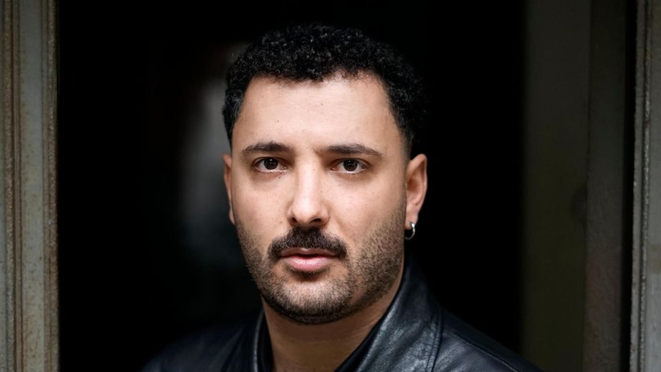 Rechtsextremismus: "Ihr wart zu lange leise!": Hier sprechen die Menschen, die vom Hass der Rechten betroffen sind Rechtsextremismus: "Ihr wart zu lange leise!": Hier sprechen die Menschen, die vom Hass der Rechten betroffen sind