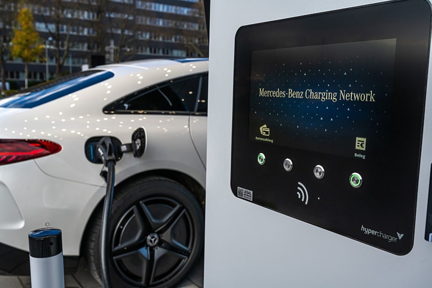 Mercedes Charging Hub