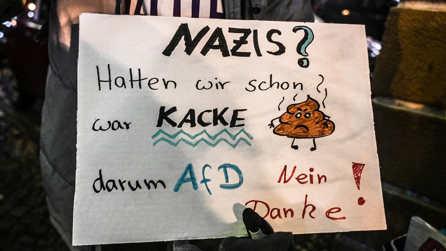 Gegen die AfD Tausende protestieren in Leipzig und anderen Städten