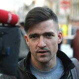 Am 10. Januar veröffentlicht "Correctiv" die Recherche unter dem Namen "Geheimplan gegen Deutschland". Wenige Stunden nach Veröffentlichung konfrontiert der stern den Kopf der "Identitären Bewegung", Martin Sellner, mit den Vorwürfen, er habe über einen "Masterplan zur Remigration" referiert. Sellner räumt ein, beim Treffen gesprochen zu haben und distanziert sich von seinem Vortrag nicht, seine Aussagen seien lediglich "aus dem Zusammenhang gerissen" worden. 