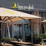 Am Abend des Veröffentlichungstags erklärt die Burger-Kette "Hans im Glück" über eine Pressemitteilung, dass sich das Unternehmen von seinem Miteigentümer Hans-Christian Limmer getrennt habe. Später folgt auch das Unternehmen "Pottsalat", an dem Limmer ebenfalls beteiligt ist. Limmer war nicht bei dem Treffen in Potsdam anwesend, hatte aber laut "Correctiv" mit dazu eingeladen. Gegenüber stern und "Capital" erklärte Limmer, er habe die Einladung unterschrieben, ohne zu wissen, was bei dem Treffen besprochen werden soll.