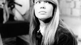 Françoise Hardy im Studio einer Fernsehsendung in Deutschland. Im Jahr 1962 eroberte sie mit ihrer ersten Single die Hitparaden