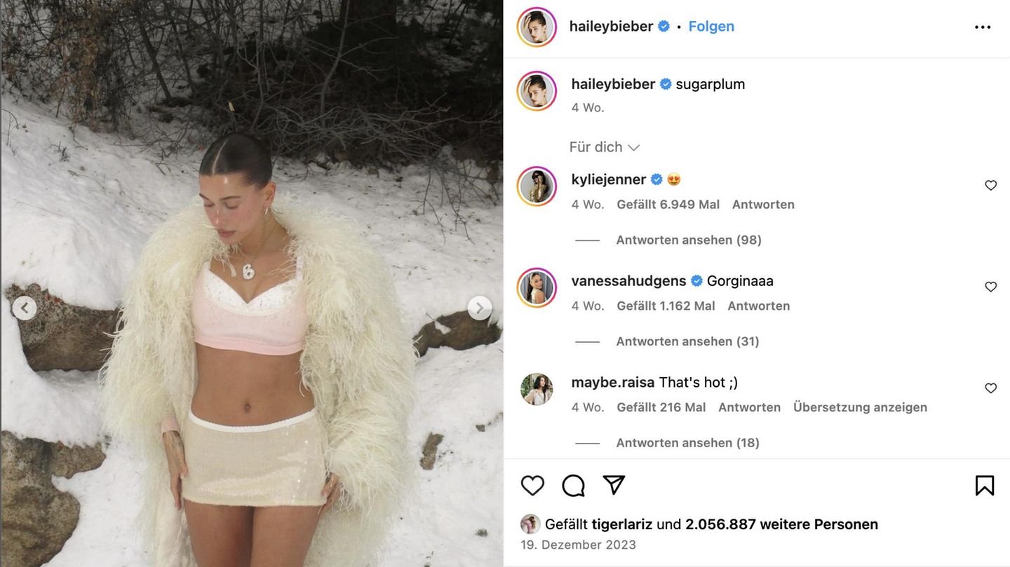 Hailey Bieber