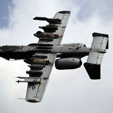 So mächtig die A-10 auch ist, gegen feindliche Jäger hätte sie es schwer.