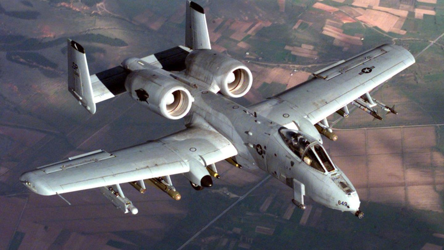 Bei der A-10 wurde auf Geschwindigkeit zugunsten von Manövrierfähigkeit und Robustheit verzichtet.