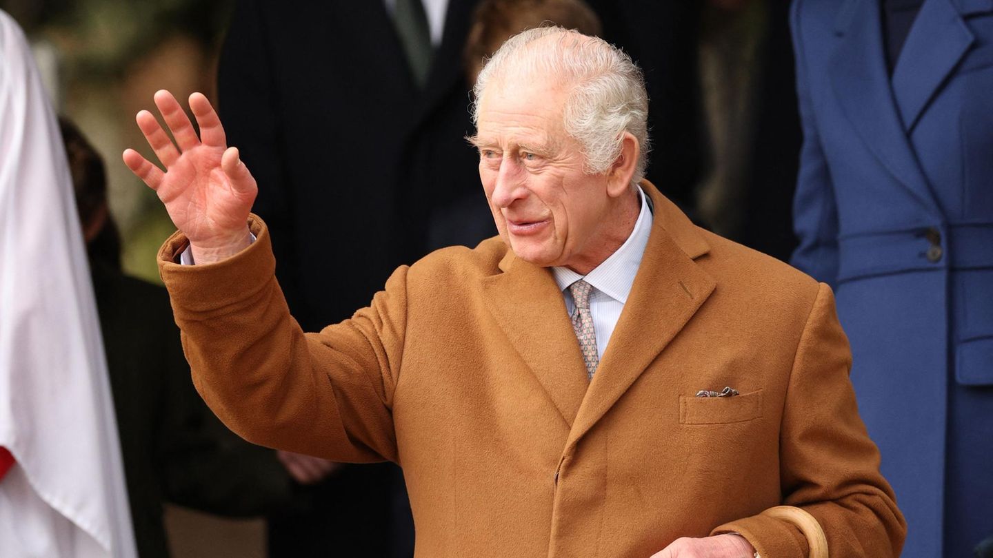King Charles III  has to go to hospital for prostate treatment