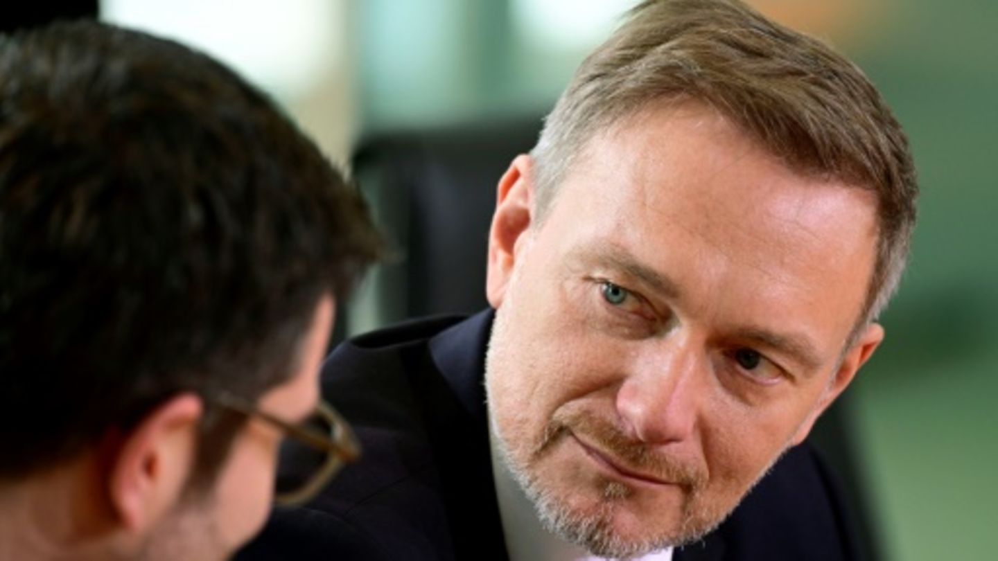 Lindner verteidigt im Bundestag seinen Sparkurs