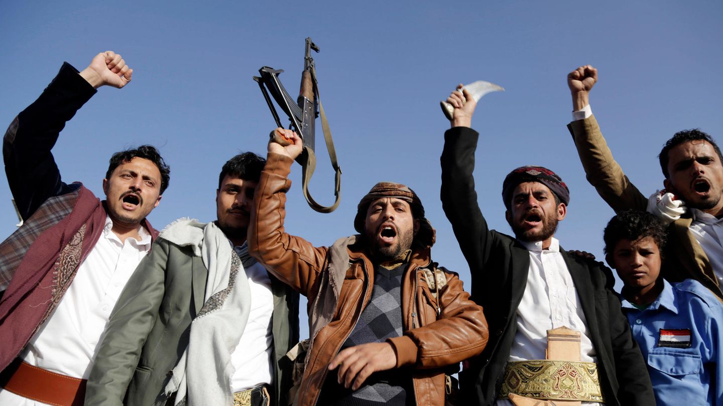 Houthi militia: USA attacks rebel positions again