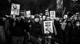 Eine Demonstration gegen rechts vor dem Roten Rathaus in Berlin