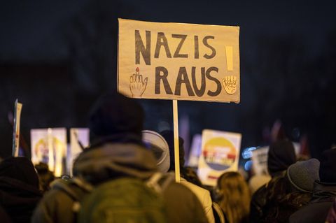 Rechtsextreme: "Fasch-O-Mat": So erkennen Sie einen Nazi