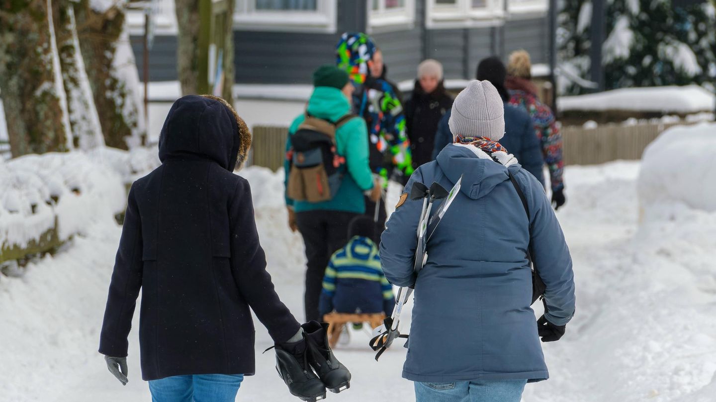 Es ist kalt in Deutschland – und das Wetter bleibt auch erstmal so