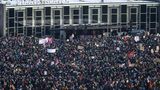 In Kassel versammelten sich nach Polizeiangaben rund 12.000 Menschen