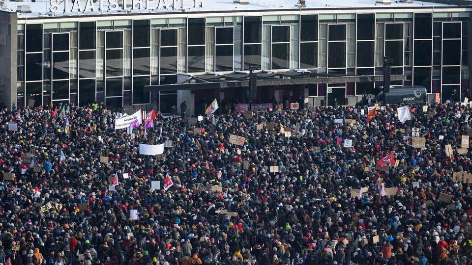 Proteste Gegen Rechts: Bilder Der Demonstrationen | STERN.de