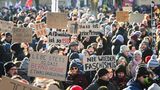 Halle an der Saale meldete 16.000 Menschen auf der Straße