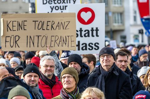 Zehntausende Menschen waren am Wochenende bei Demonstrationen