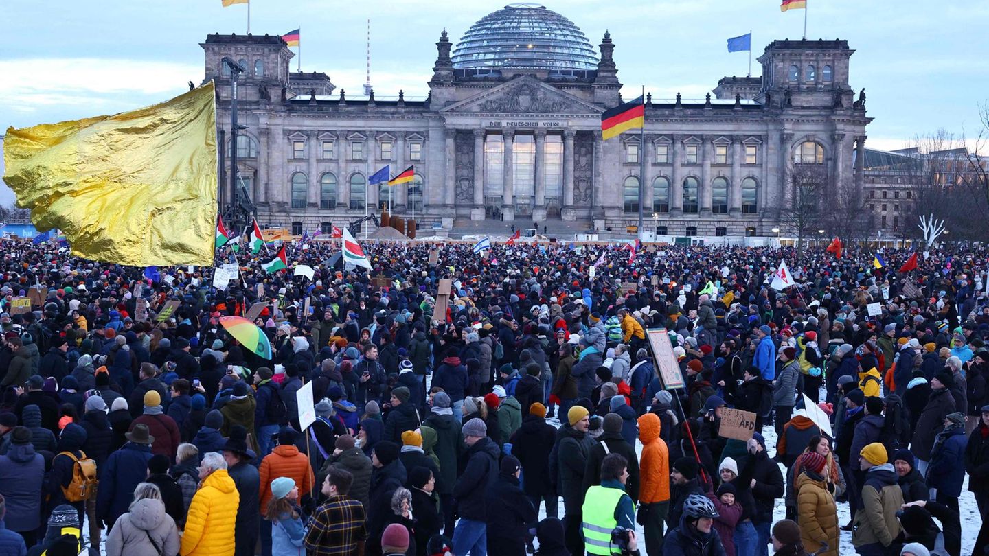 Proteste Gegen Rechts: Bilder Der Demonstrationen | STERN.de