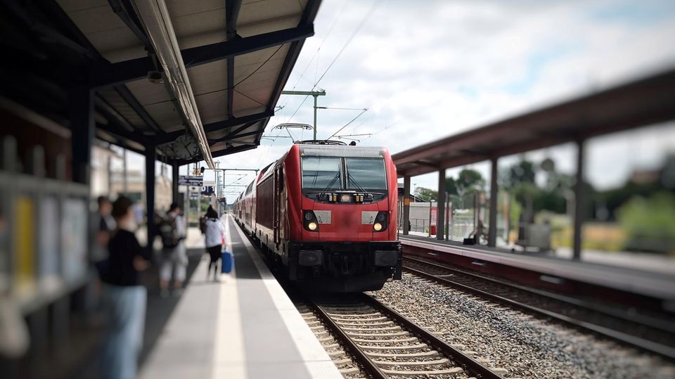 Deutsche Bahn: Nach GDL-Streik kehrt sie nun in normalen Betrieb zurück ...