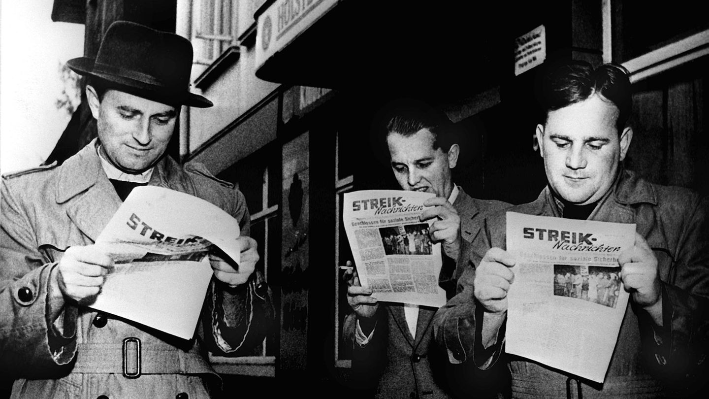 1956/1957: Schleswig-Holsteins Metaller streiken 114 Tage lang Wenige Jahre nach dem Volksaufstand in der DDR kommt es zu einem der längsten Streiks in der bundesdeutschen Geschichte. Im Oktober 1956 beginnt ein 114-tägiger Streik der Metallarbeiter in Schleswig-Holstein. Die Metaller streiken für die Lohnfortzahlung im Krankheitsfall. Sie setzen sich durch; im Februar endet der Streik, durch den mehr als 2,2 Millionen Arbeitstage im Land verloren gingen. In der Spitze nehmen mehr als 34.000 Arbeiter am Streik teil.