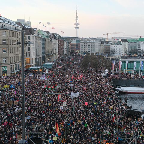 In Hamburg wurde am Freitag gegen Rechtsextremismus demonstriert
